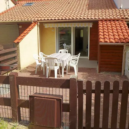 Villa Réf 261 Le Penon, Patio De 42 M2 Claire Et Bien Aménagée, Au Calme Sous Les Pins, à 800 M De La Et 1000 M Des Commerces Seignosse